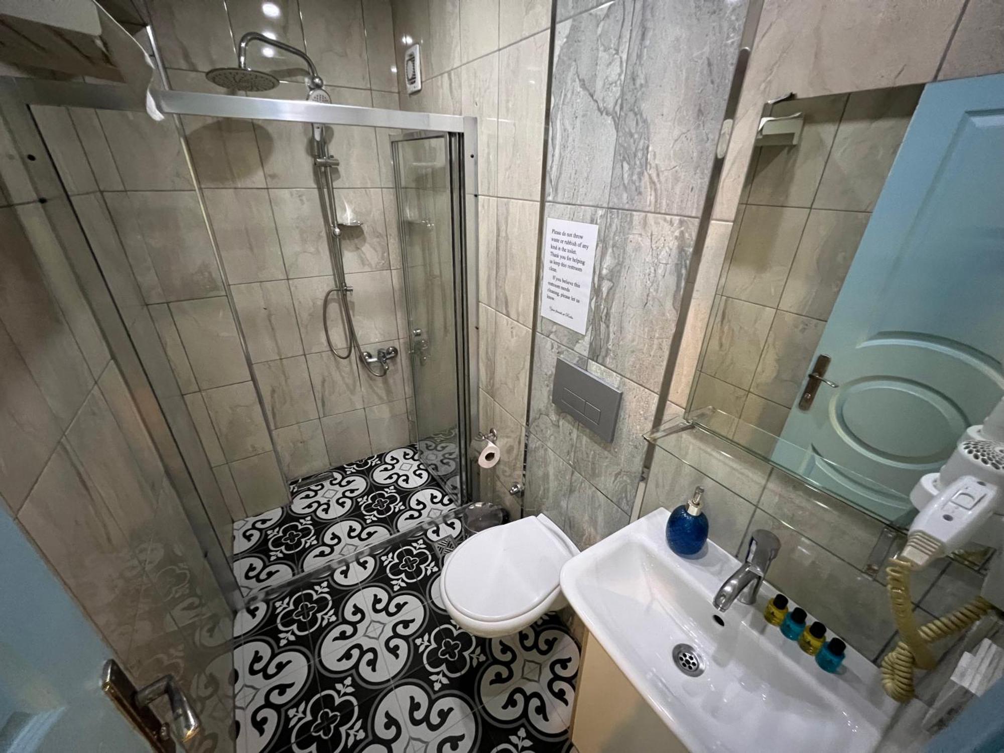 Rodin Hostel Istambul Extérieur photo